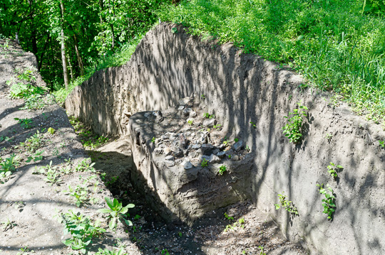 Раскопки городища на горе Лысуха