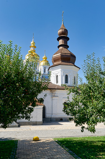 Трапезный храм Иоанна Богослова